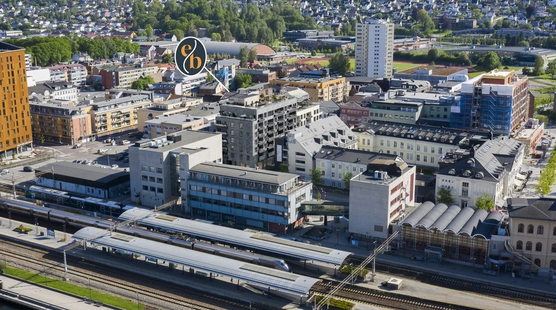 engebredden-eksterioer-vinkel-2-drone-v2-3destate-no-edit-3-cropped.jpg